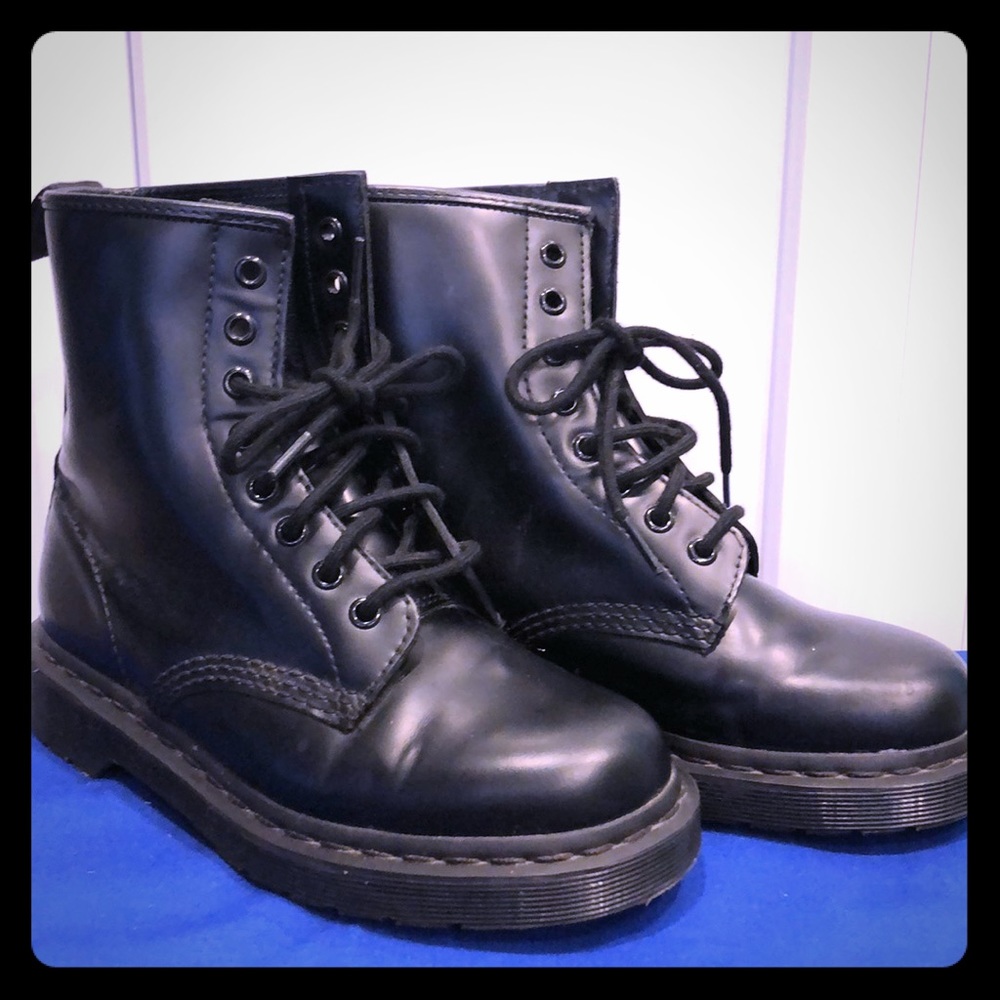 Dr. Martens 1460 Smooth all black 6/37